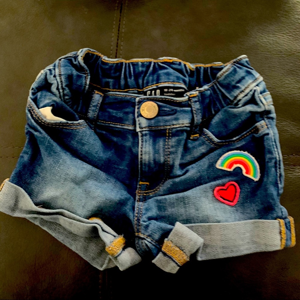 NWOT Gap Baby rainbow shorts!